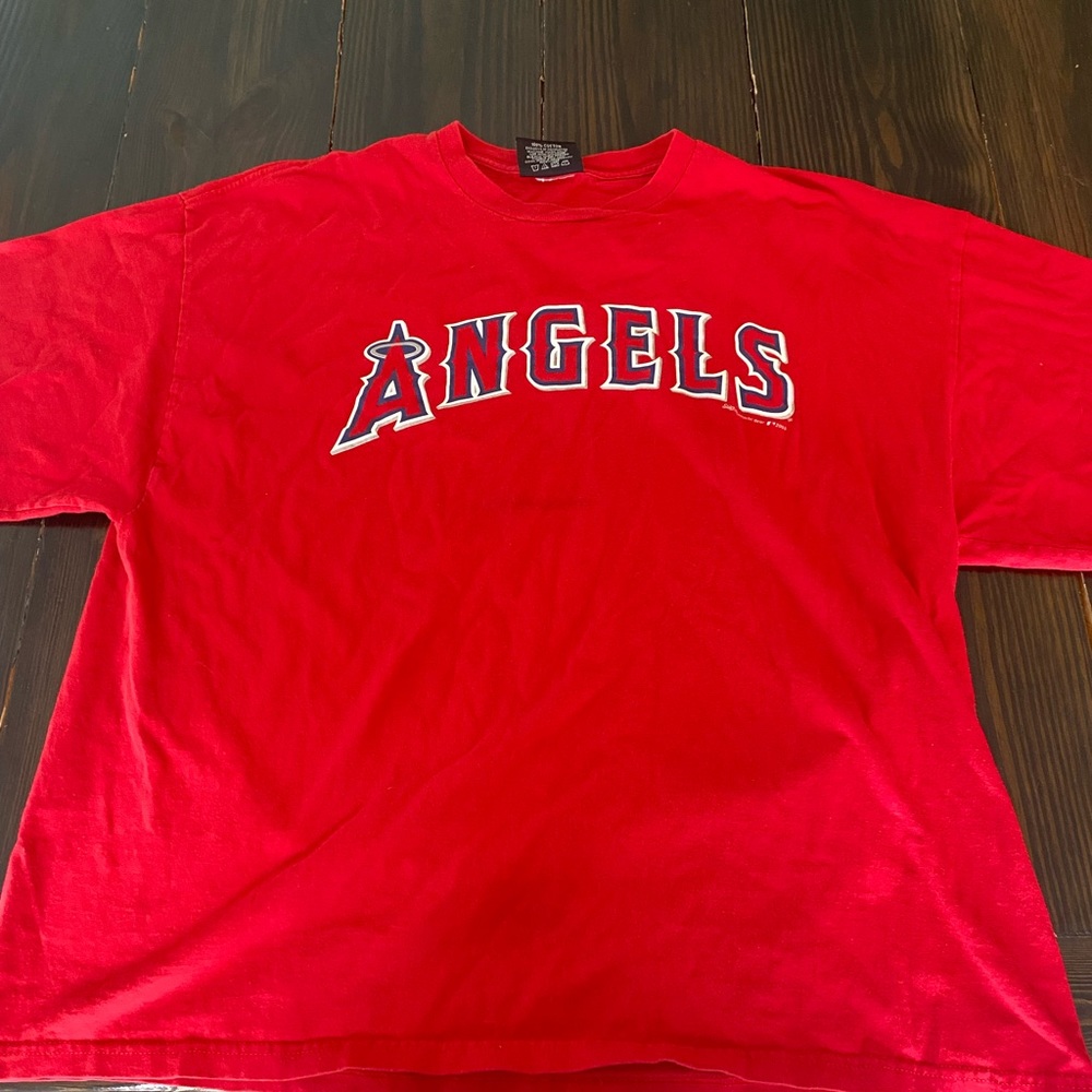 Angels XXL shirt. Small line stain